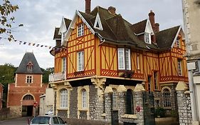 La Porte De Bretagne