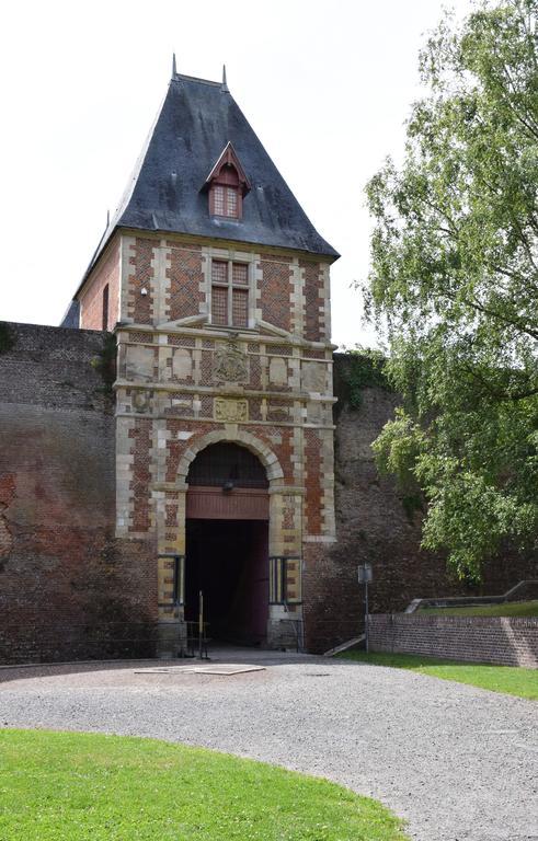 La Porte De Bretagne Péronne Esterno foto